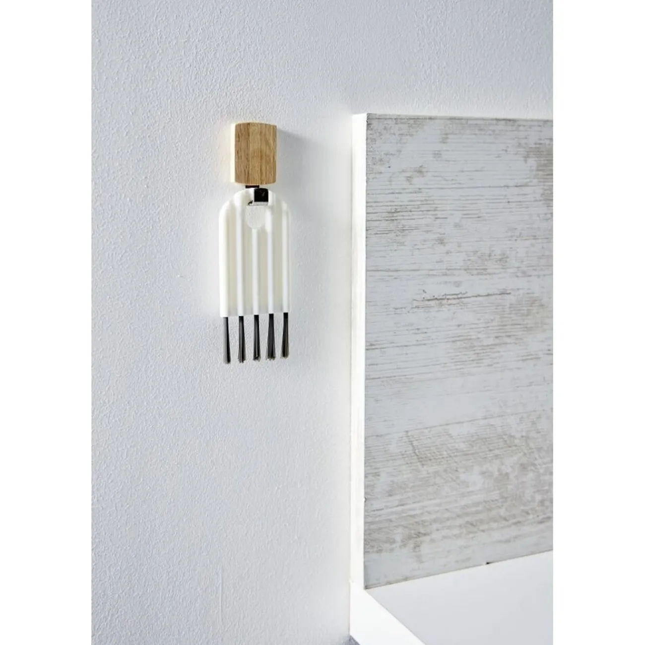 Gifi Nettoyage Et Entretien|Brosse de nettoyage petits espaces