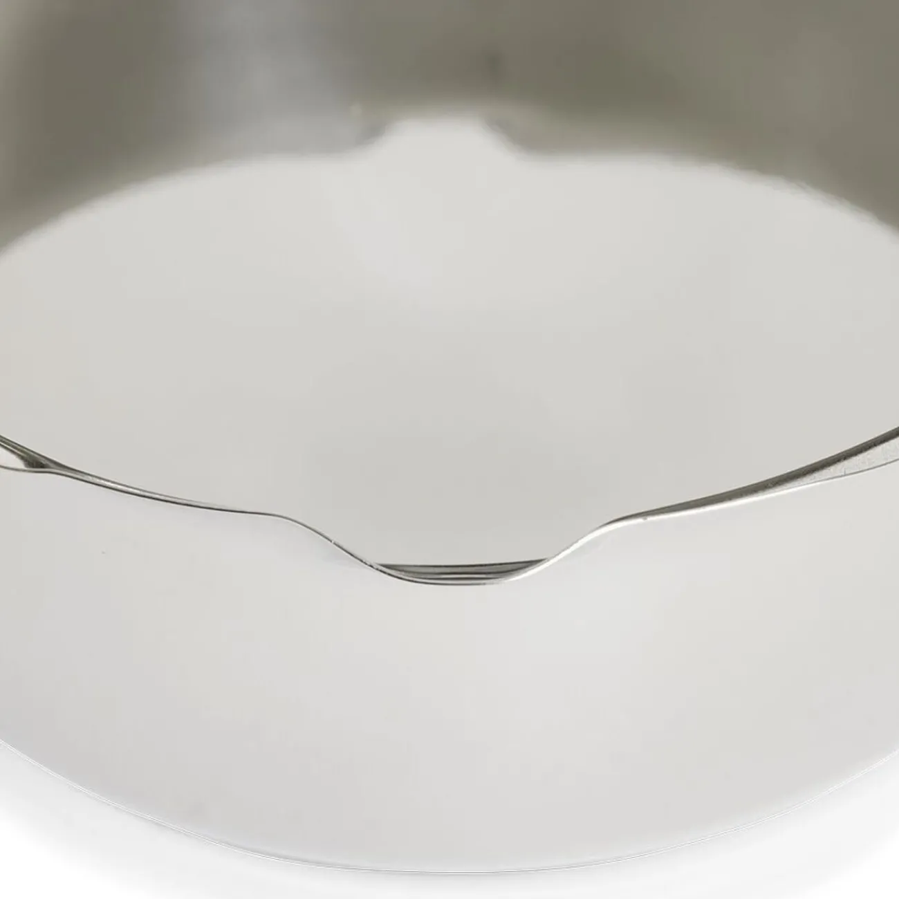 Gifi Casserole tous feux dont induction inox gris Ø21cm