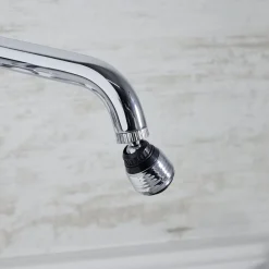 Gifi Quincaillerie^Embout de robinet brise-jet