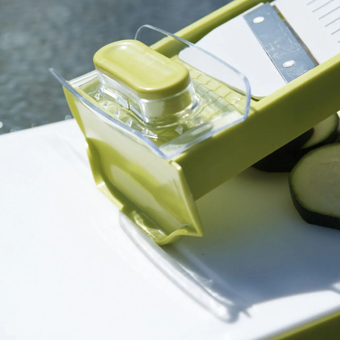 Gifi Mandoline et planche à découper 2 en 1