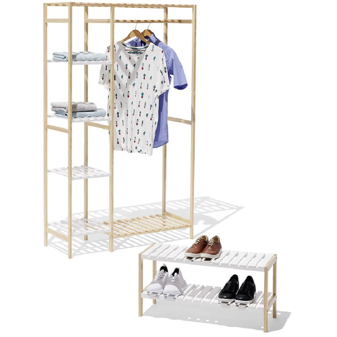 Gifi Rangement|Penderie et étagères en pin couleur bois et blanc