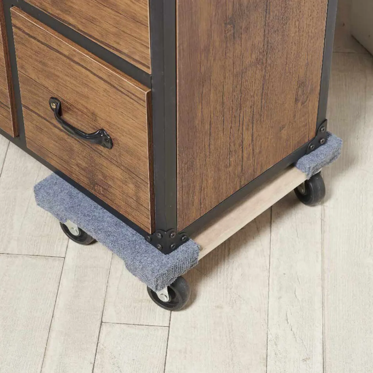 Gifi Aménagement Atelier^Planche de déménagement à roulettes x2