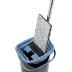 Gifi Nettoyage Et Entretien|Seau essoreur + balai plat noir et bleu 8L